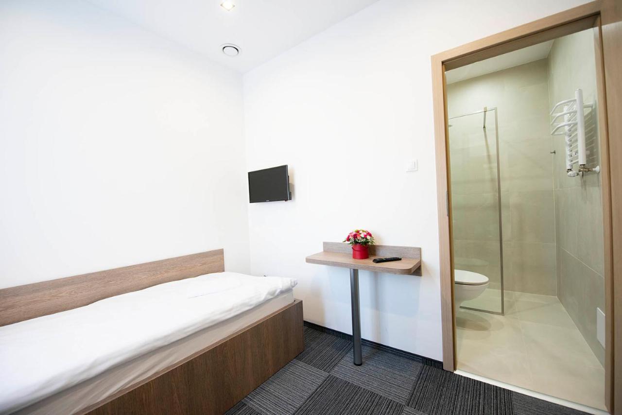 Hostel Sms Free Parking 비드고슈치 외부 사진