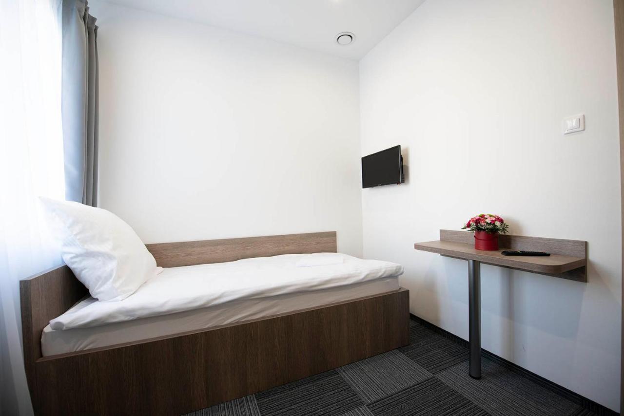 Hostel Sms Free Parking 비드고슈치 외부 사진